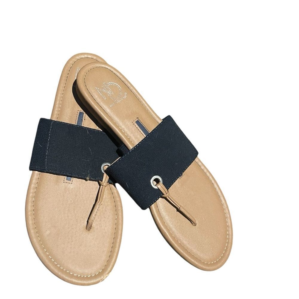 New directions tan and navy Slide Sandals new never worn